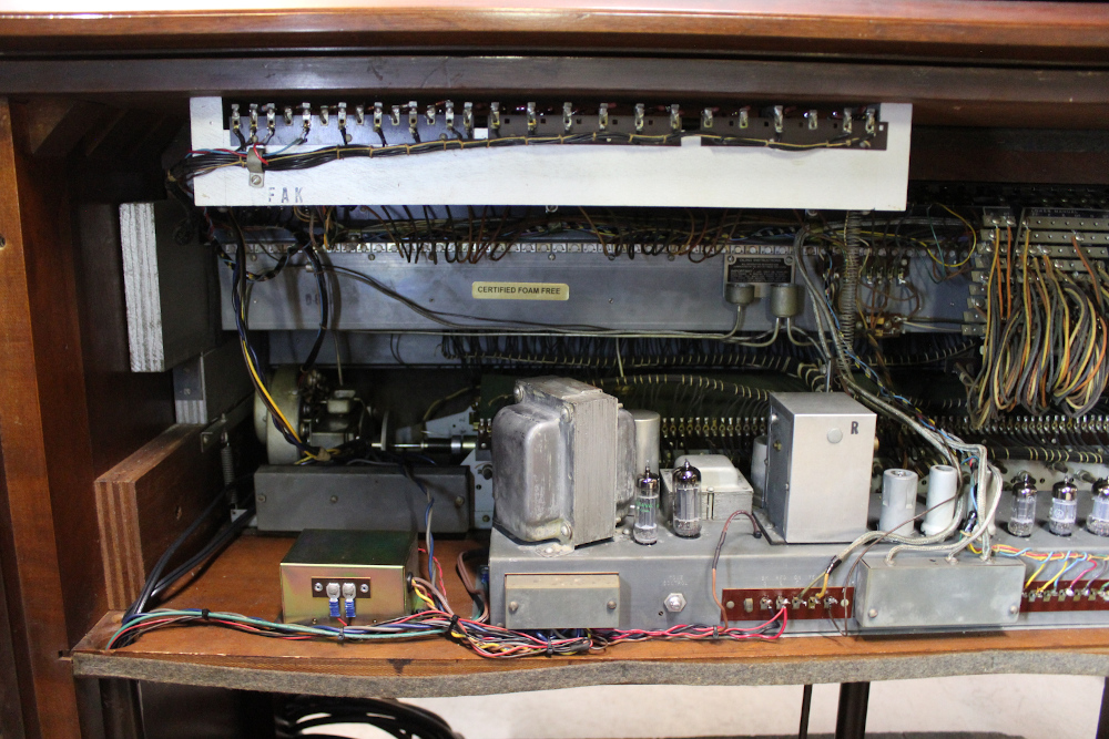 316 is a 1955 Hammond C-3 in a walnut finish. Serial #56859