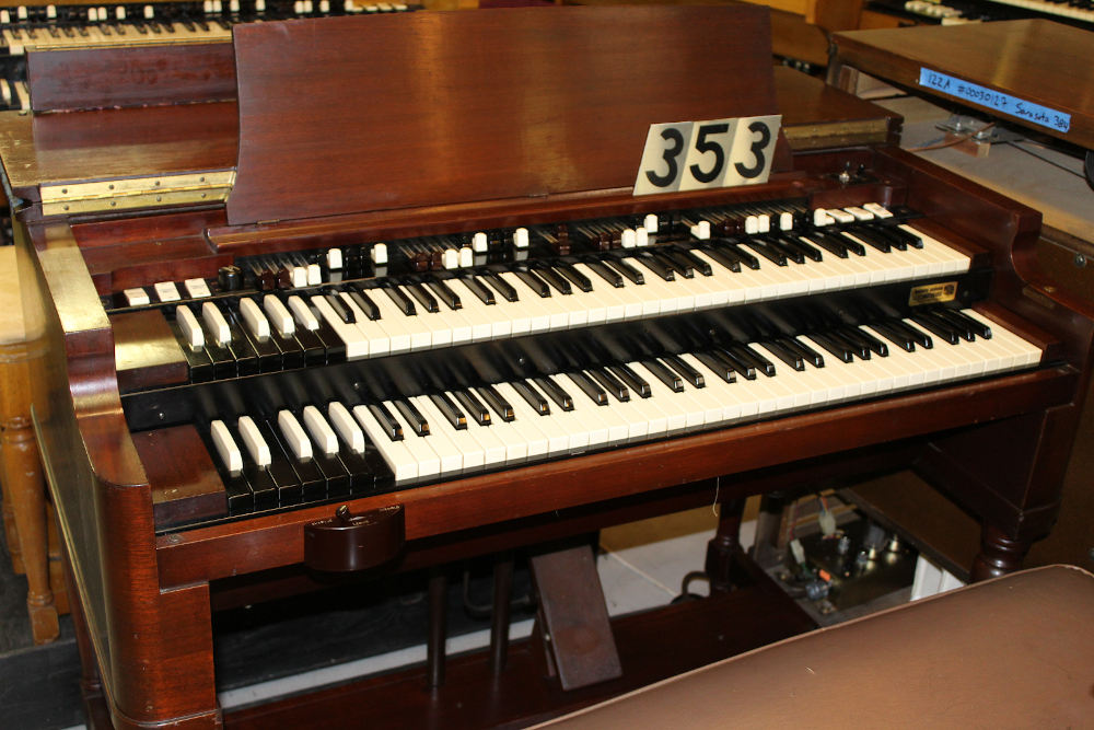 1950s Hammond B3 for sale.