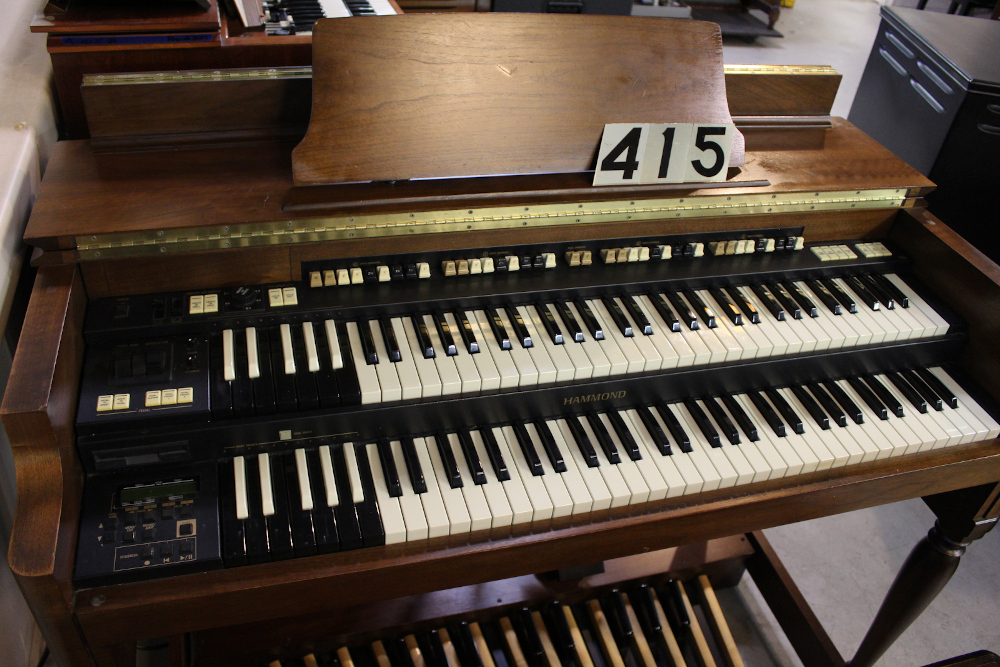 415 is a Hammond XB-3 for sale.