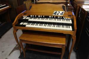 #424 is a Hammond A-102 for Sale
