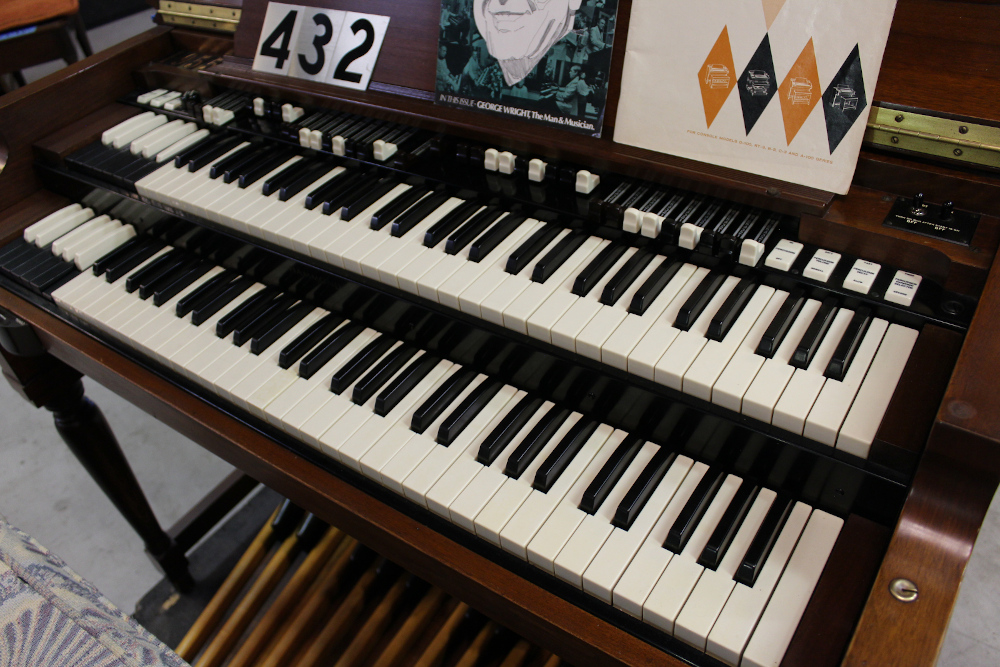 #432 is a 1955 Hammond B3 in mint condition, from the original owner - Serial #58923