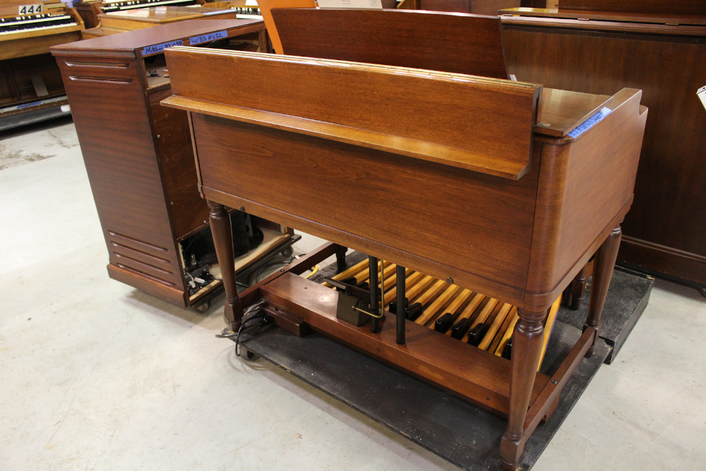 #432 is a 1955 Hammond B3 in mint condition, from the original owner - Serial #58923
