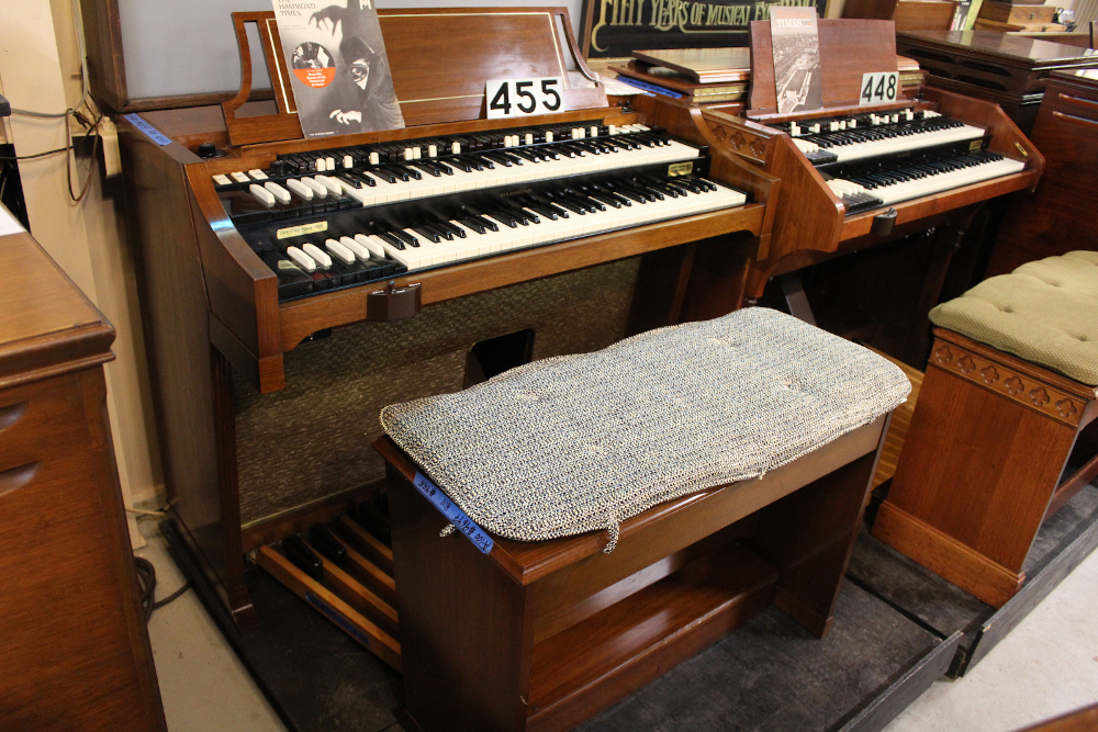 455 is a Hammond A-100 in a walnut finish. 