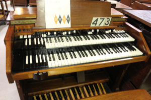 473 is a 1963 Hammond C3 for sale!