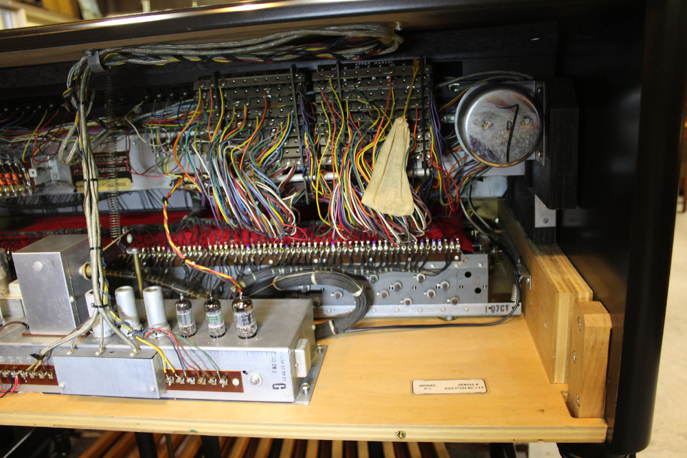 475 is a 1967 Hammond B-3 in a custom ebony finish, paried with two matching Leslies! 