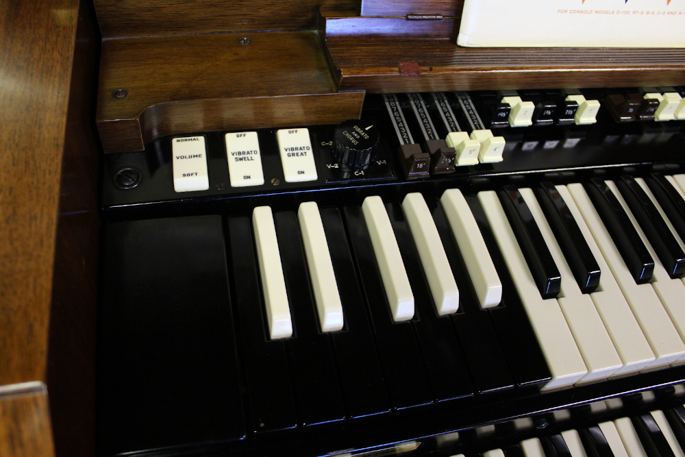 is a 1969 Hammond C3 in a walnut finish with engraved drawbars in mint condition! Serial #A-24339