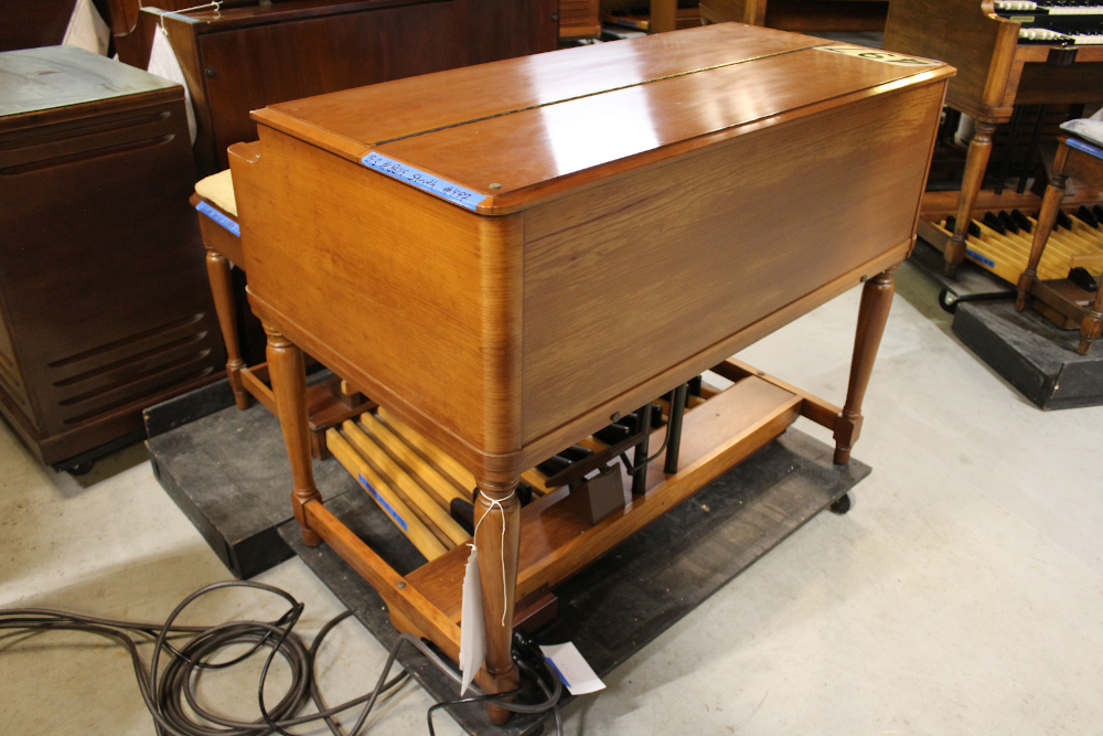 497 is a 1962 Hammond B-3 in a rare fruitwood finish! Serial #86115