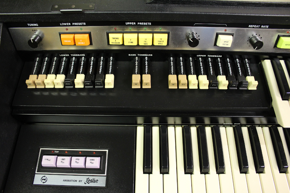503 is a Hammond B-200 paired with a Leslie 815. Serial #8000144