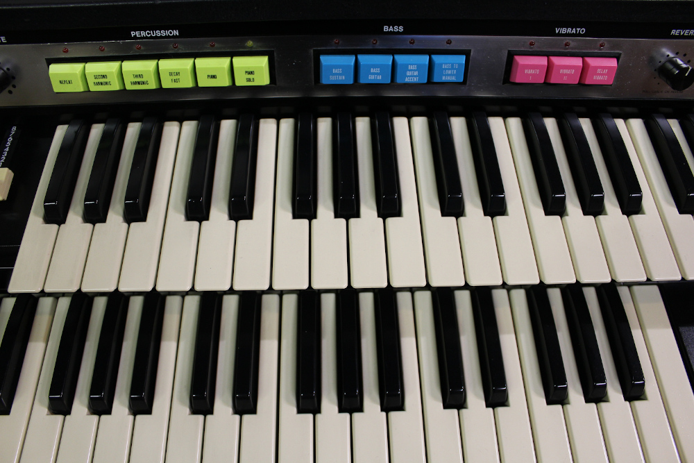 503 is a Hammond B200 paired with a Leslie 815. Serial #8000144