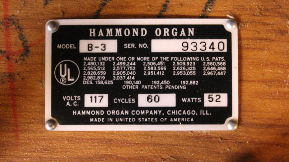 525 is a 1964 Hammond B3 in a fruitwood finish.