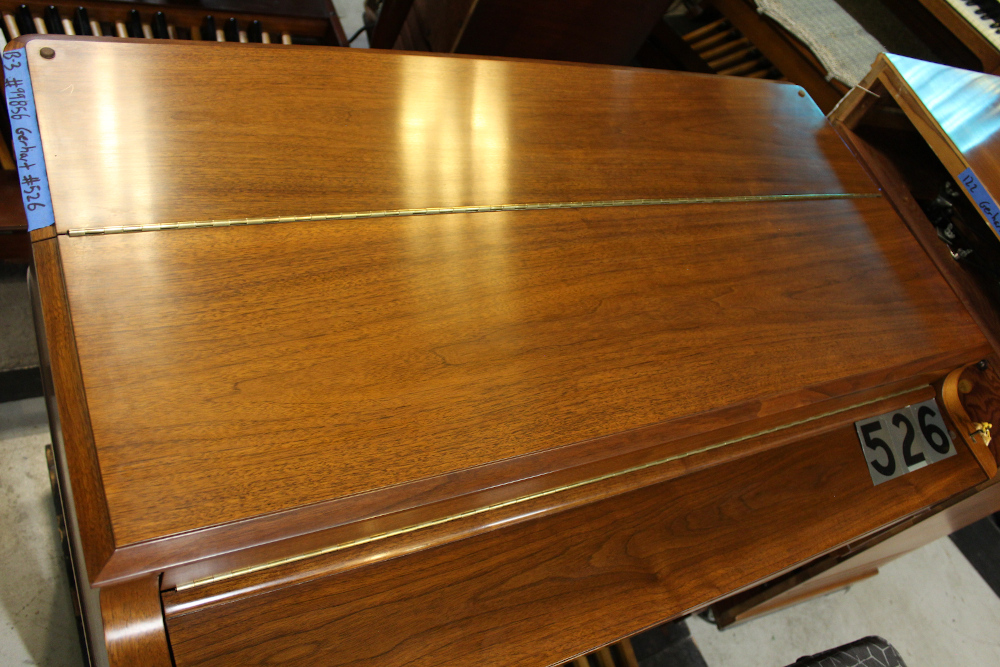 526 is a 1968 Hammond B-3 in a walnut finish. Serial #99856