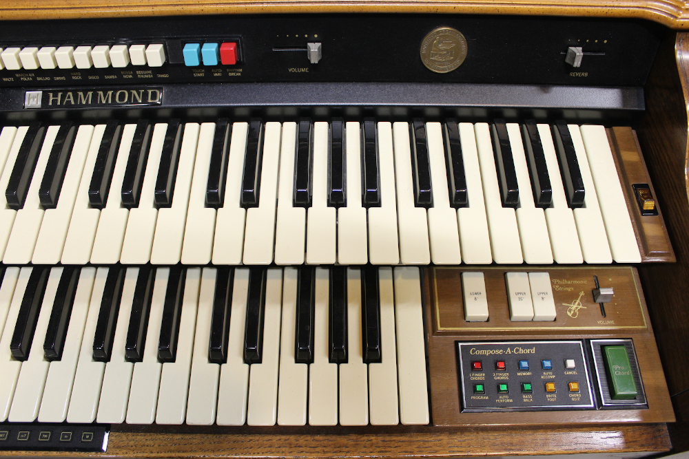 531 is a Hammond composer organ spinet organ. 50th year anniversary edition! Serial #0091402