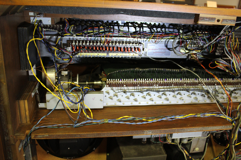 538 is a 1969 Hammond A-105 in almost mint condition! Serial #A-27538.