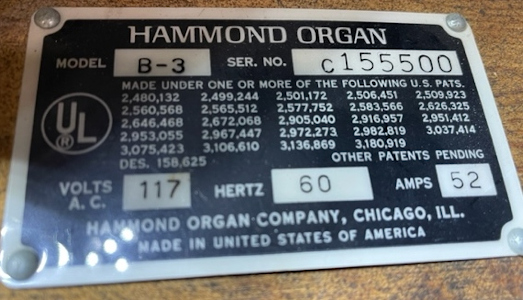 556 is a 1971 Hammond B3 in a Walnut finish close to MINT condition with Leslie 122. Serial #C-155500