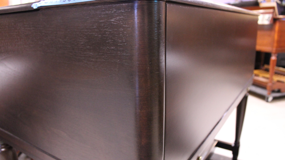 588 is a 1959 Hammond B-3 in a Custom black stain laquer finish. 