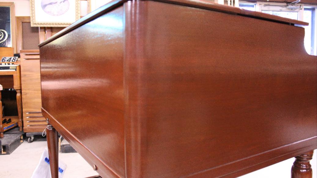 594 is a 1951 Hammond B2/B3 refinished in Cherry-wood.