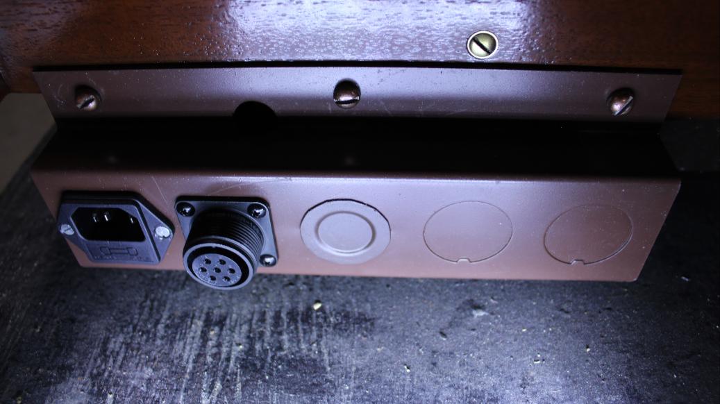 594 is a 1951 Hammond B2/B3 refinished in Cherry-wood.