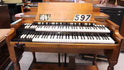 597 is a 1969 Hammond B3 in a walnut finish for sale!