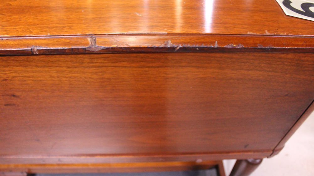 618 is a 1956 Hammond B3 in a Walnut finish.  Serial # 60060