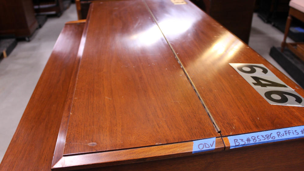 646 is a 1961 Hammond B3 in a walnut finish