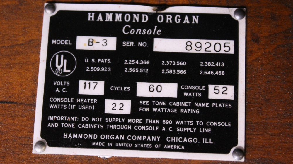 652 is a 1963 Hammond B3 in a Walnut finish for sale!