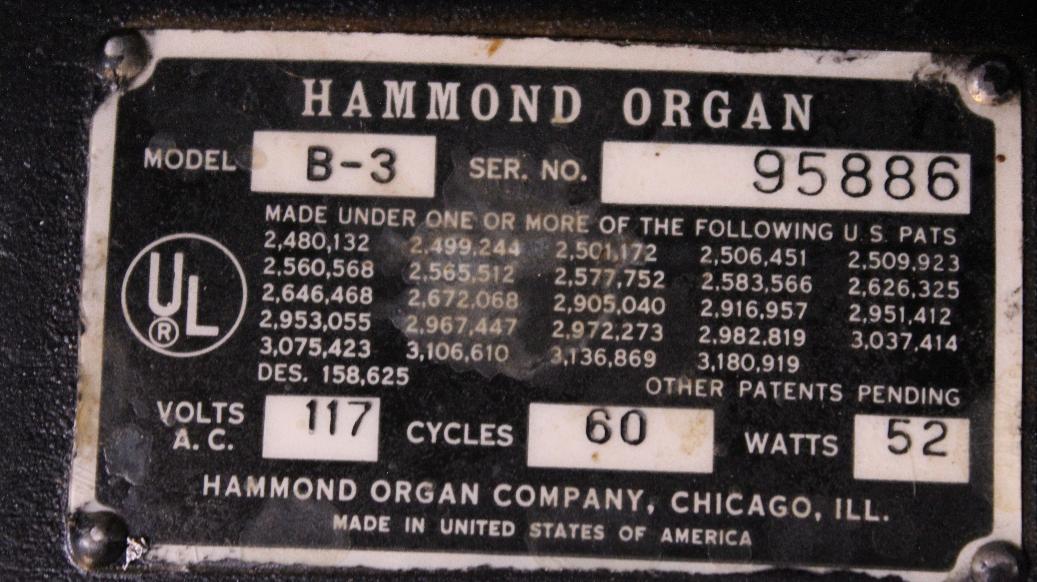 This 1966 ebony Hammond B3 (Serial #95886) has been fully restored and looks as good as it sounds—authentic vintage tone, flawless finish, pure Hammond magic.