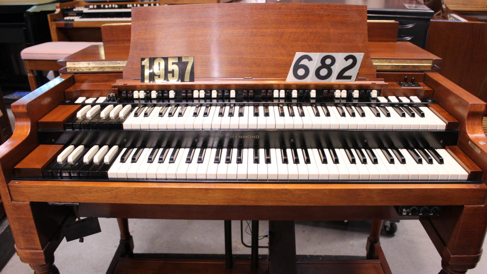 682 is a 1957 Hammond B-3 in a walnut finish, Serial 71062, for sale now. Picture yourself pulling the drawbars, hearing that growl in the bass, and feeling the room come alive.