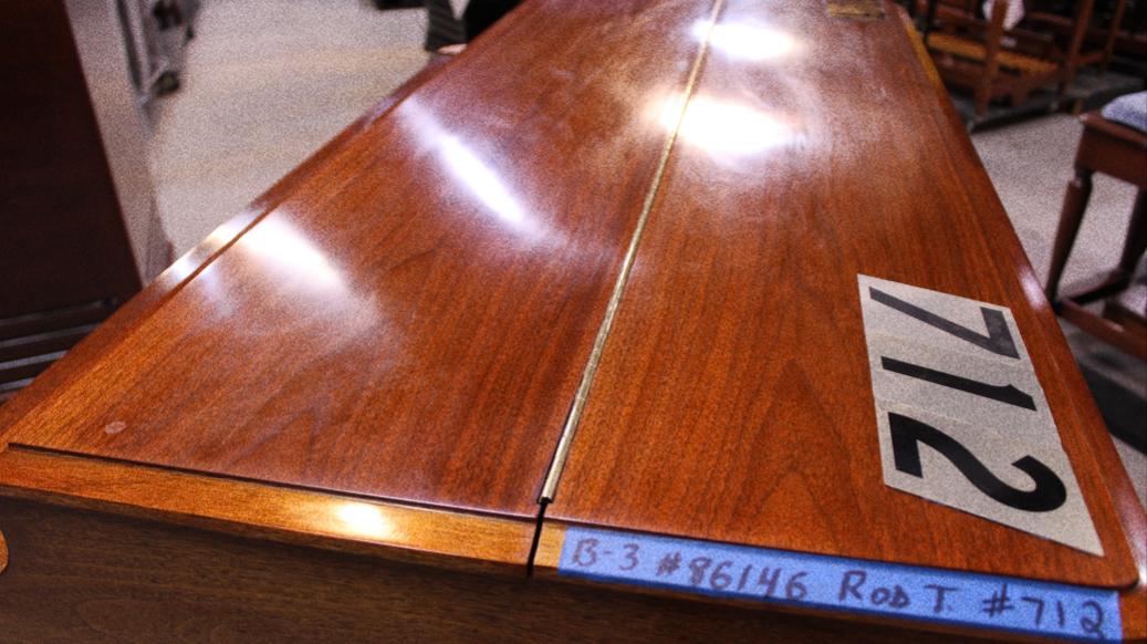 712 is a 1961 Hammond B3 organ in walnut finish for sale at Keyboard Exchange International