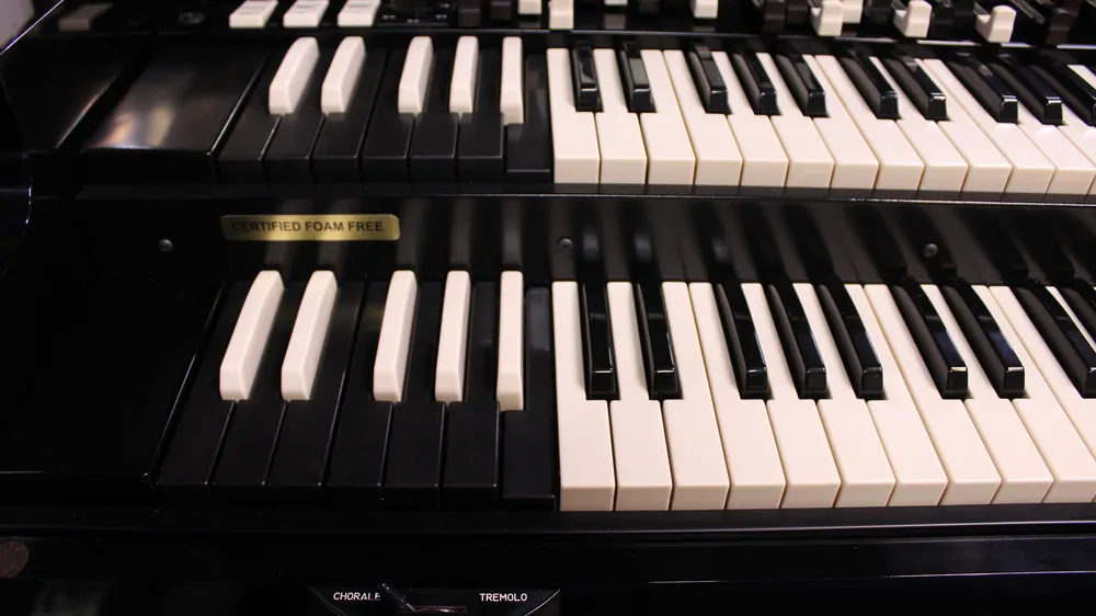 Custom high gloss ebony Hammond B3 with matching Leslie 122, inventory #728